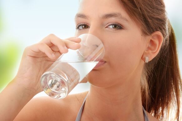 water regime helps in weight loss