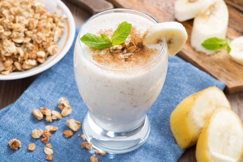 banana smoothie made from oatmeal for weight loss