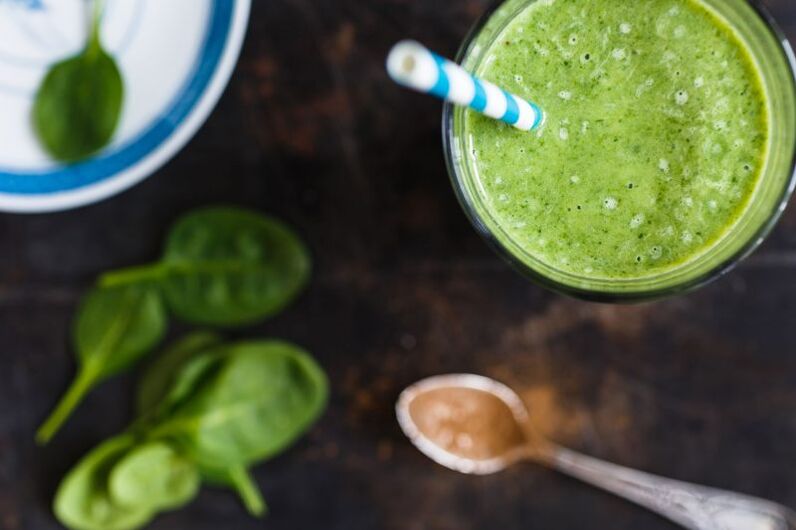 weight loss smoothie with spinach